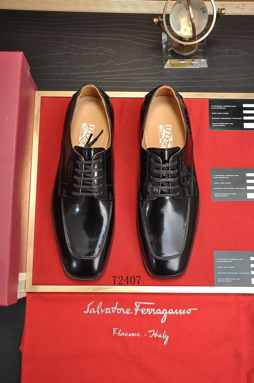 Ferragamo sz38-44 635